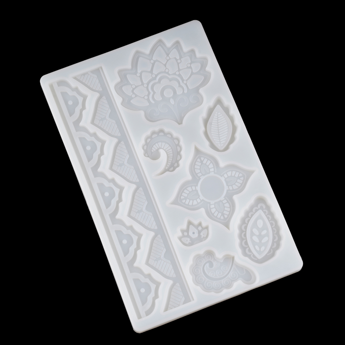Esslly’s Cultural Design Fondant Mould.