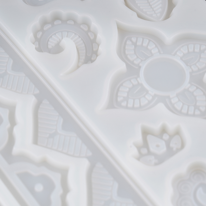 Esslly’s Cultural Design Fondant Mould.
