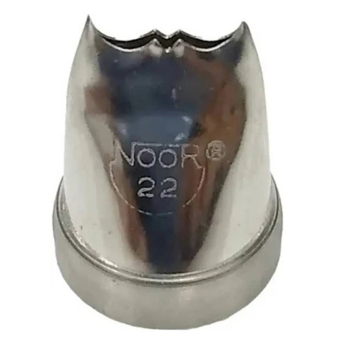 Create stunning, professional-quality borders with Noor Icing Nozzle No. 22. 