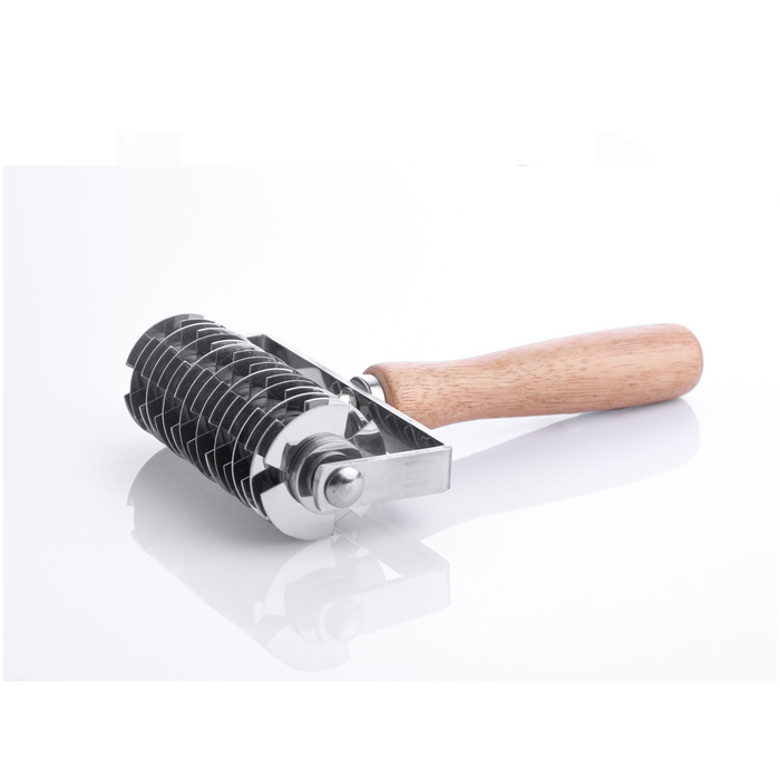 Stainless Steel Dough / Pie Crust Roller Cutter